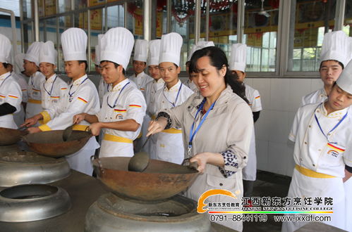 江西省人力資源和社會保障廳副廳長廖云輝一行蒞臨我院檢查指導(dǎo)工作